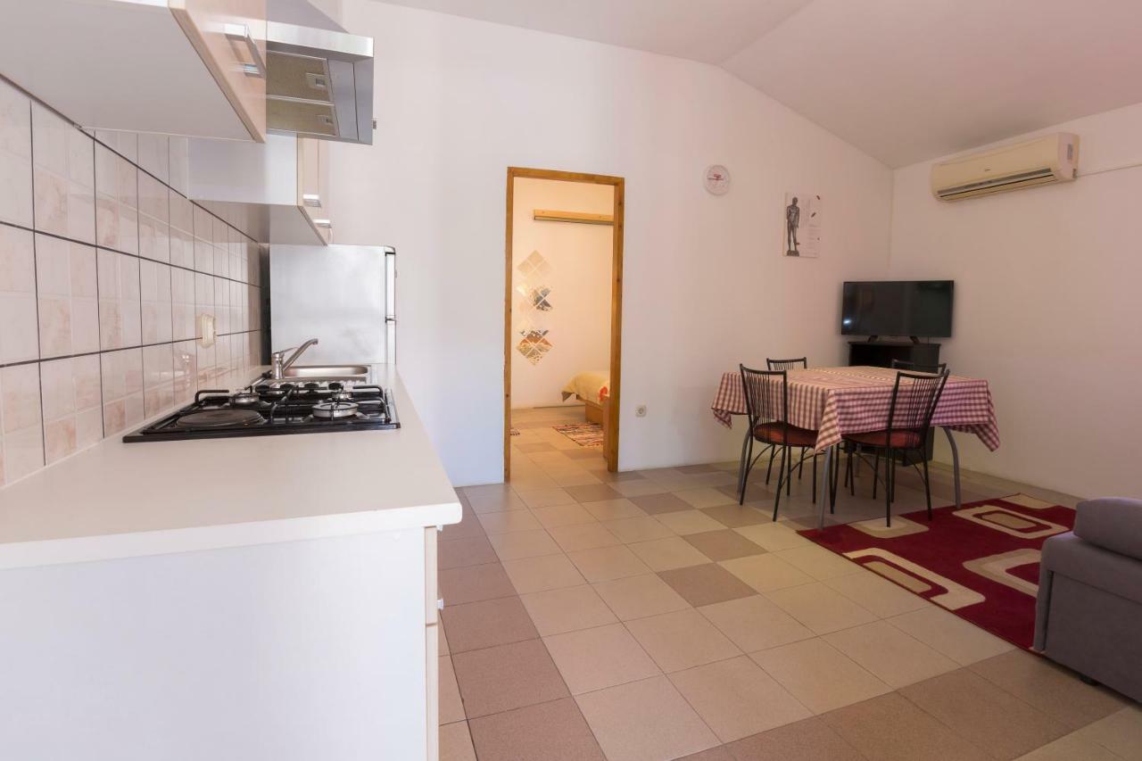 Apartments Goga Mali Losinj Exterior photo