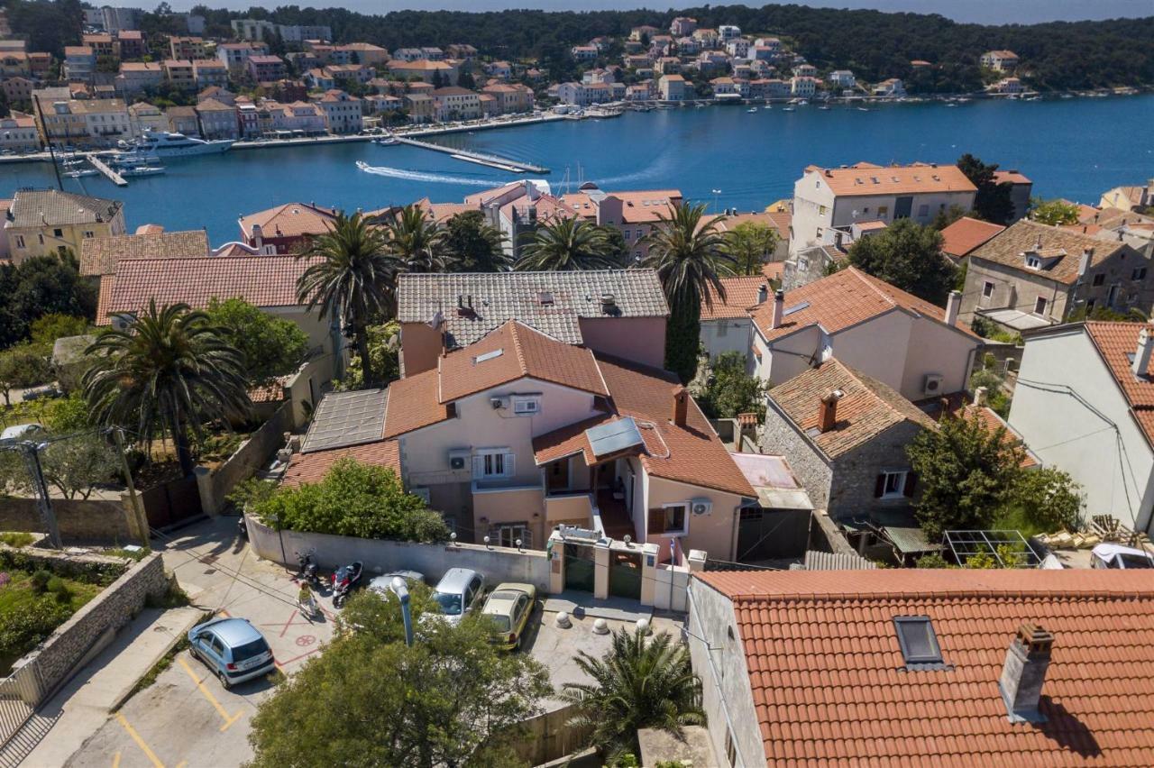 Apartments Goga Mali Losinj Exterior photo